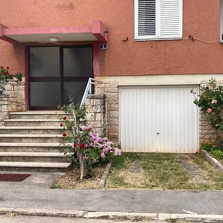 Apartment Sweet