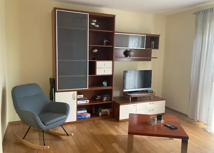 Sweet Apartment *